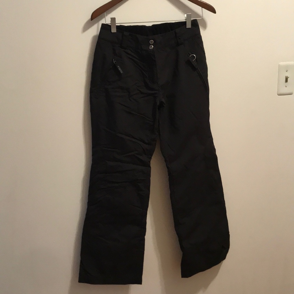 Fera black snowboard ski pants Size 6 short